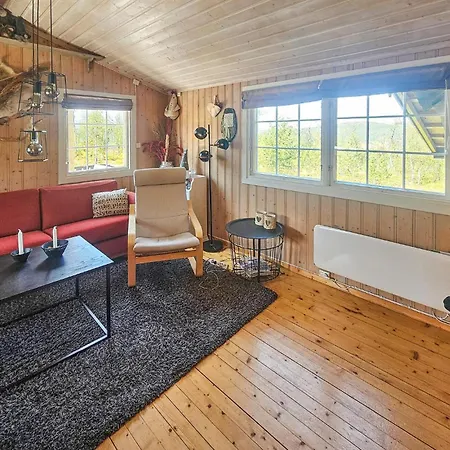 3 Bedroom Lovely In Сasa de vacaciones Dagali